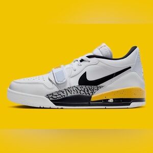Nike Air Jordan Legacy 312 Low White Black Tour Yellow Ochre CD7069-107 sz 9.5